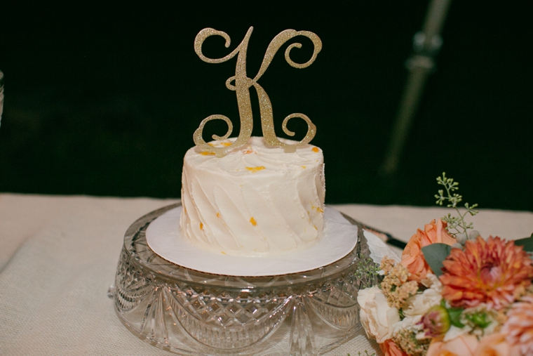 A Rustic Elegant Navy and Peach Wedding via TheELD.com