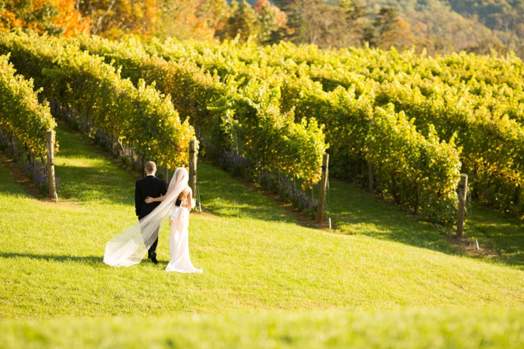 A Colorful Virginia Vineyard Wedding via TheELD.com