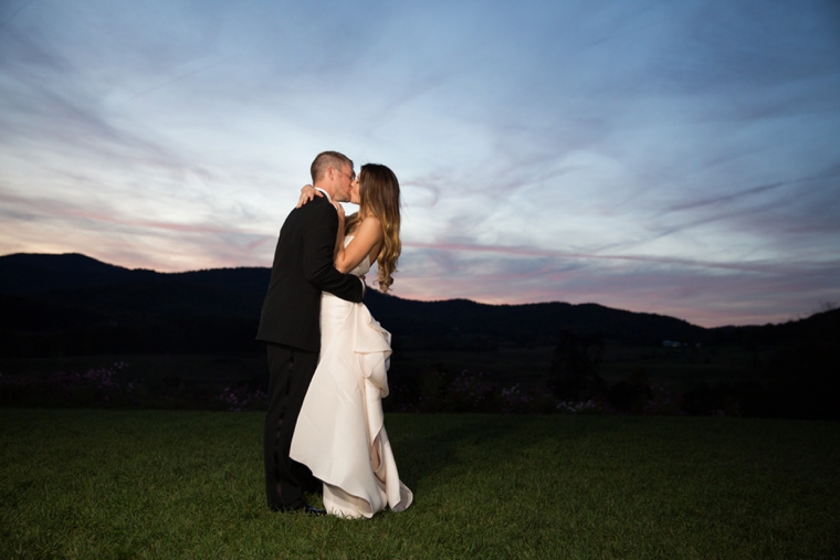 A Colorful Virginia Vineyard Wedding via TheELD.com