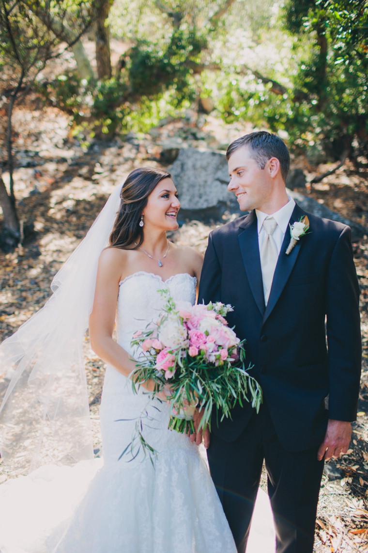 A Glamorous California Ranch Wedding via TheELD.com