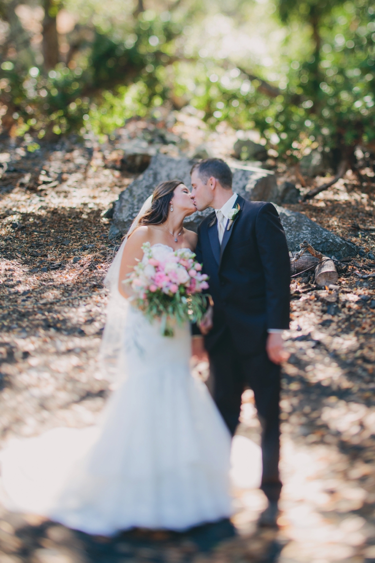 A Glamorous California Ranch Wedding via TheELD.com