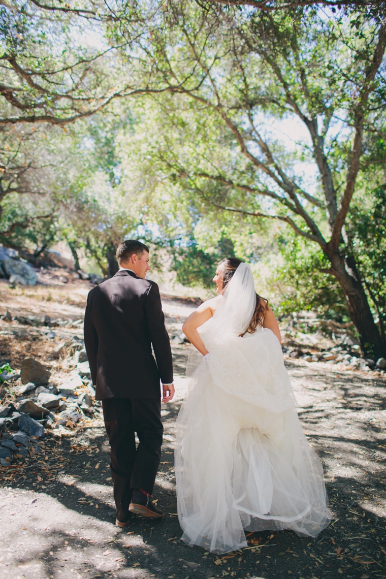 A Glamorous California Ranch Wedding via TheELD.com