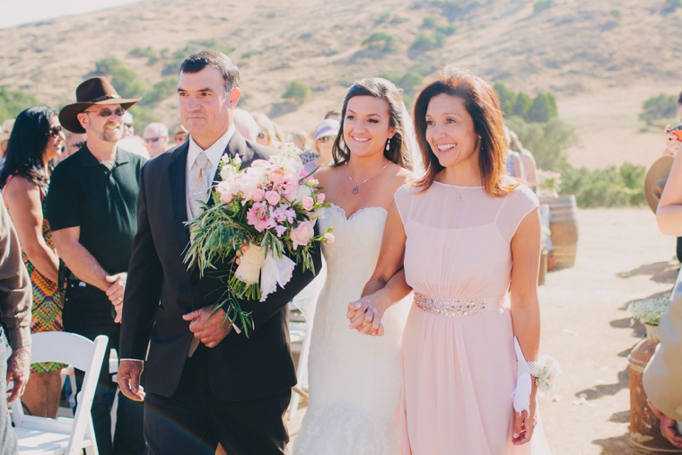 A Glamorous California Ranch Wedding via TheELD.com