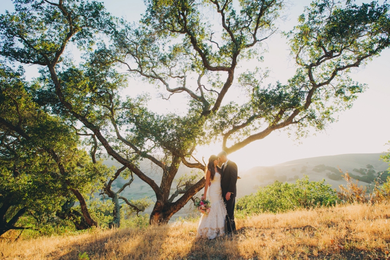 A Glamorous California Ranch Wedding via TheELD.com