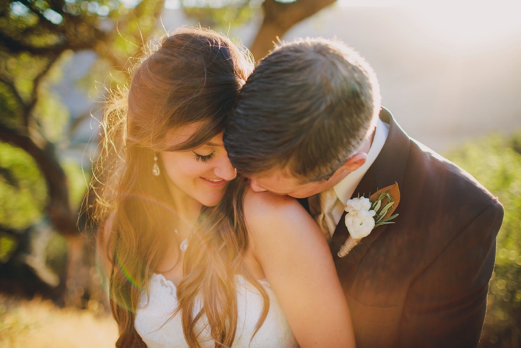 A Glamorous California Ranch Wedding via TheELD.com