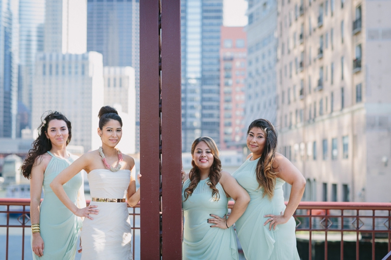 A Romantic Chicago Loft Wedding via TheELD.com