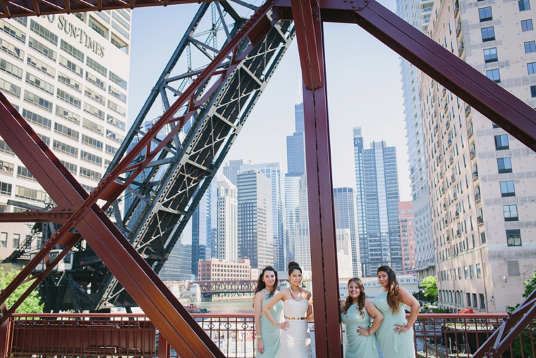 A Romantic Chicago Loft Wedding via TheELD.com