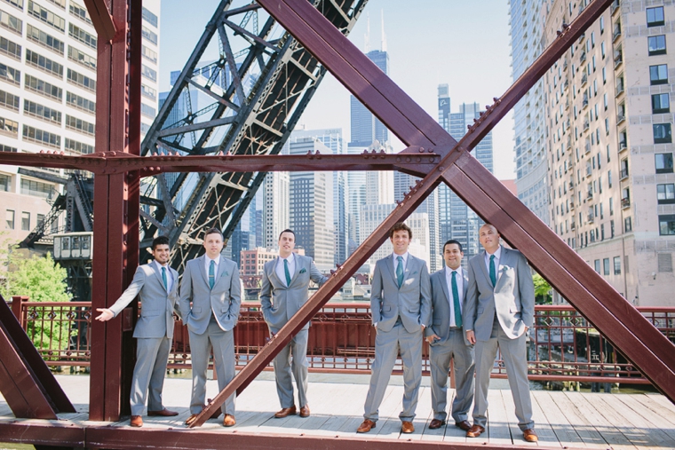 A Romantic Chicago Loft Wedding via TheELD.com