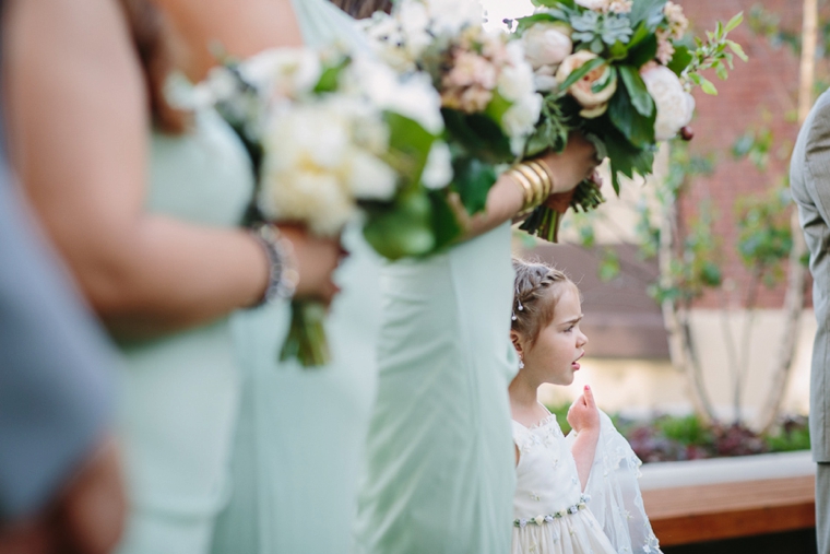 A Romantic Chicago Loft Wedding via TheELD.com