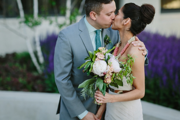 A Romantic Chicago Loft Wedding via TheELD.com