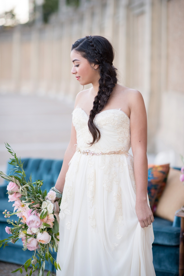 Elegant Bohemian Bridal Inspiration via TheELD.com