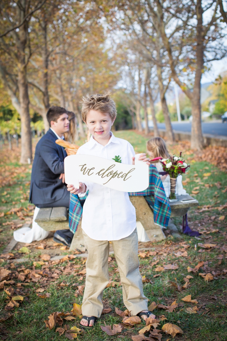 Picnic Inspired Elopement Ideas via TheELD.com