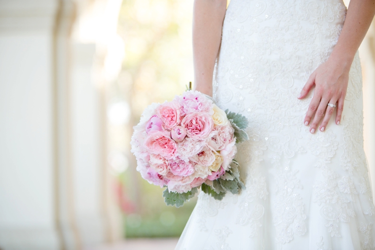 An Elegant Blush and Gold Wedding via TheELD.com