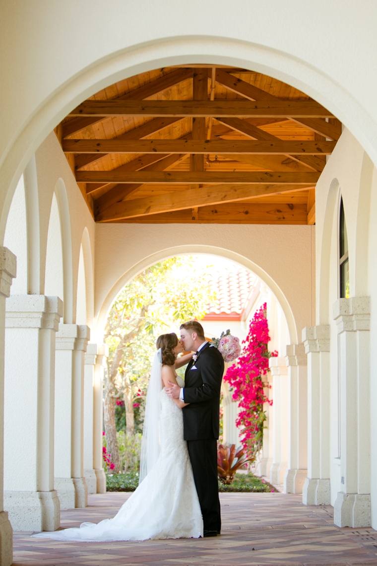 An Elegant Blush and Gold Wedding via TheELD.com