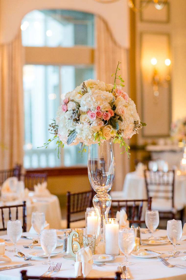 An Elegant Blush and Gold Wedding via TheELD.com