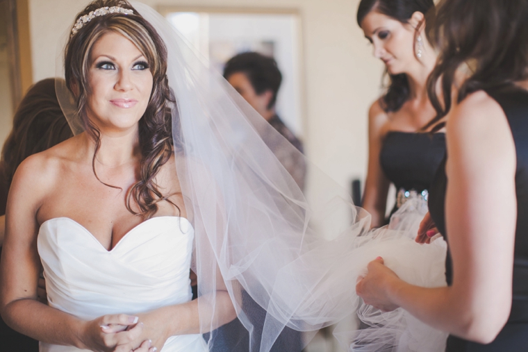 A Glamorous Black and White Wedding via TheELD.com