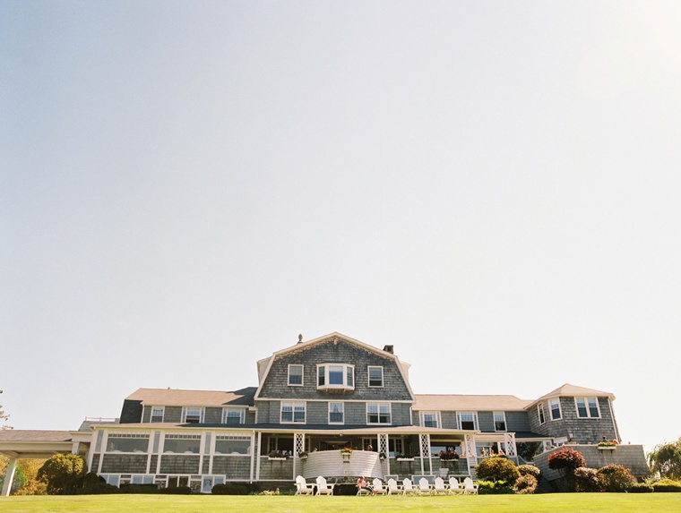 A Classic Pink & Sage Maine Wedding via TheELD.com