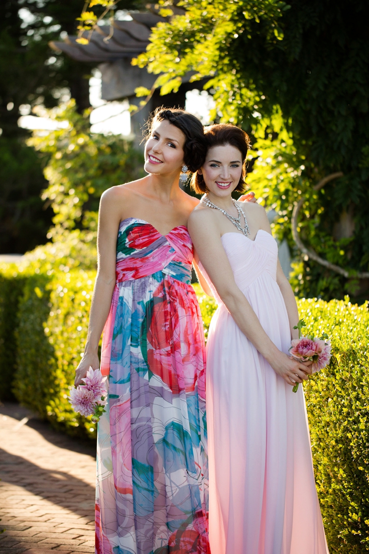 How To Mix and Match Bridesmaid Dresses via TheELD.com