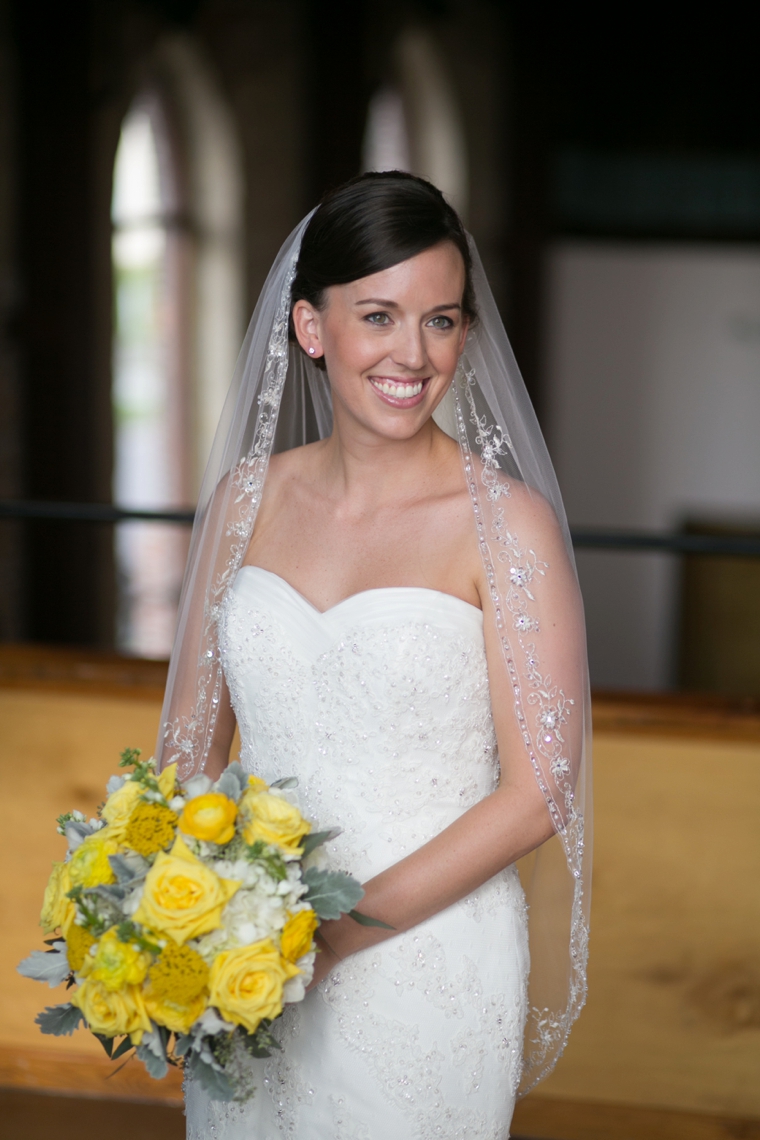 A Navy and Yellow North Carolina Wedding via TheELD.com