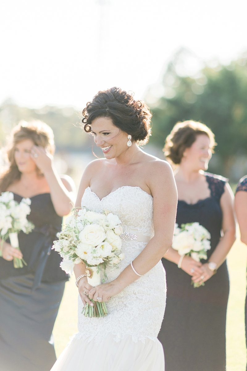 A Navy and Gold North Carolina Wedding via TheELD.com