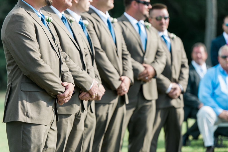 A Navy and Gold North Carolina Wedding via TheELD.com