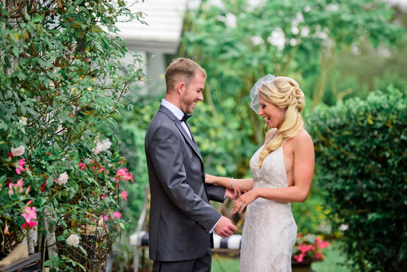 A Vintage Glam New Years Eve Wedding via TheELD.com