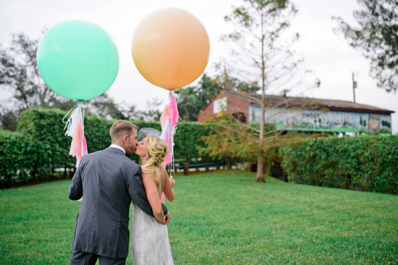 A Vintage Glam New Years Eve Wedding via TheELD.com