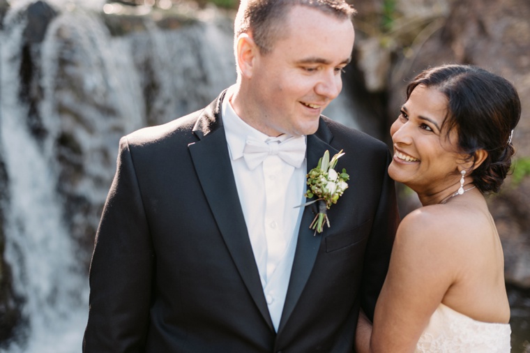 An Elegant Chicago Botanic Garden Wedding via TheELD.com