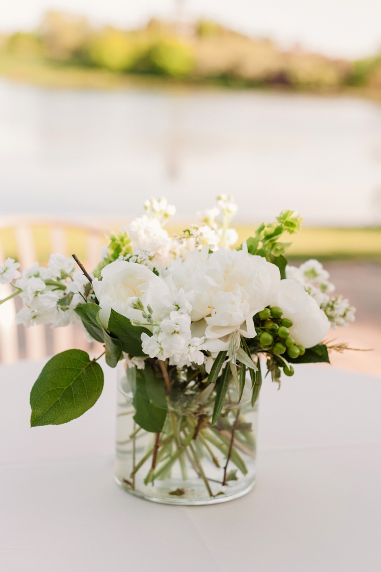 An Elegant Chicago Botanic Garden Wedding via TheELD.com