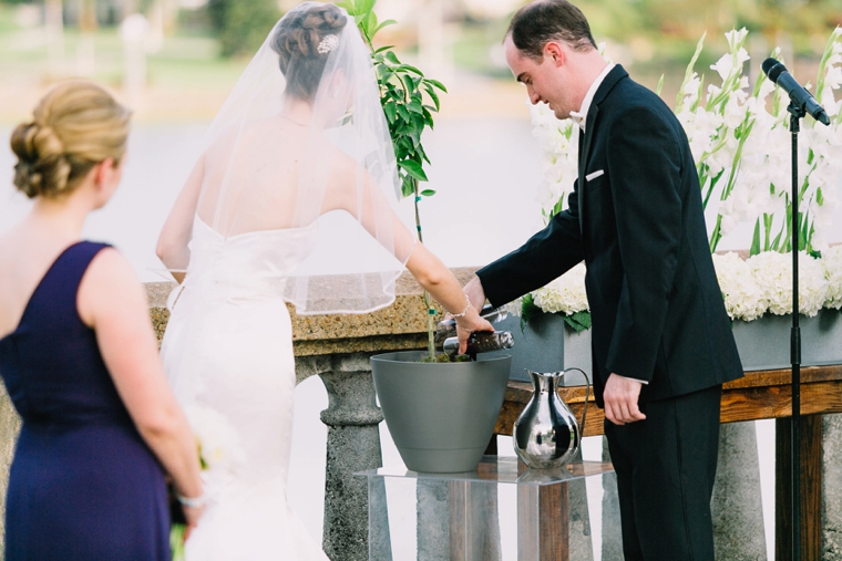 Modern Chic Green & White Wedding via TheELD.com