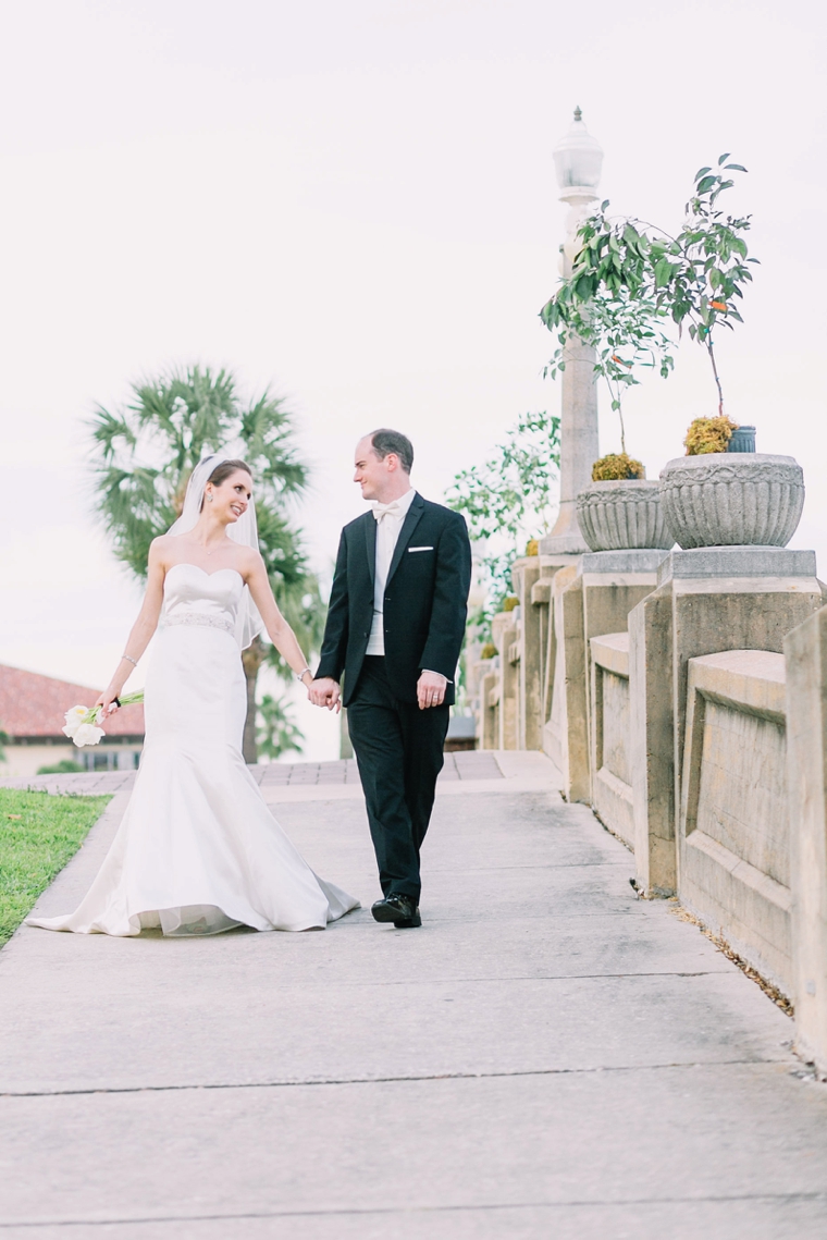 Modern Chic Green & White Wedding via TheELD.com