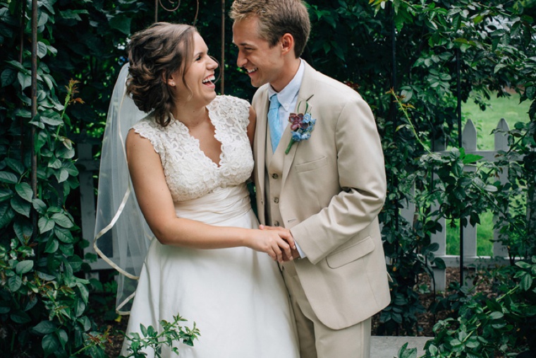 Colorful & Rustic Illinois Barn Wedding via TheELD.com