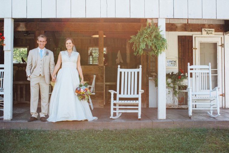 Colorful & Rustic Illinois Barn Wedding via TheELD.com