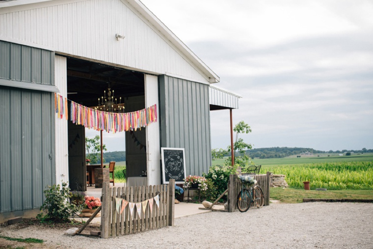 Colorful & Rustic Illinois Barn Wedding via TheELD.com