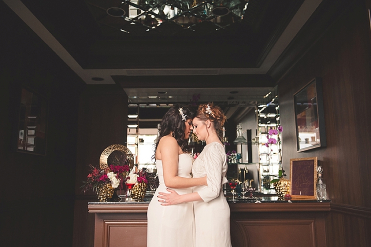 Vintage Glam Las Vegas Elopement Inspiration via TheELD.com