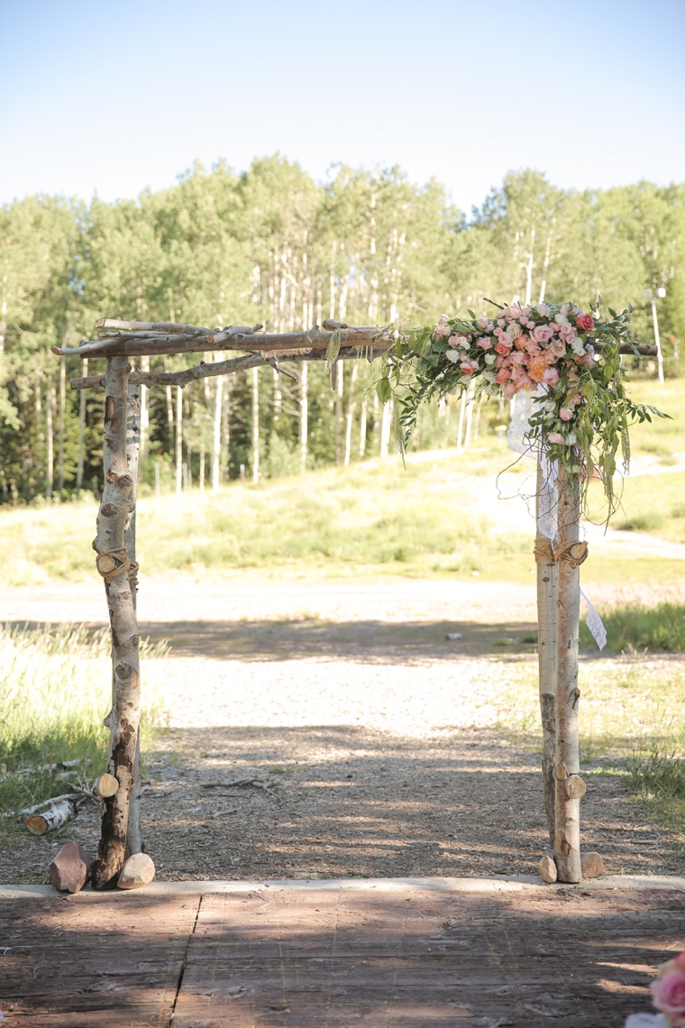 Rustic Elegant Pink and Gold Wedding via TheELD.com