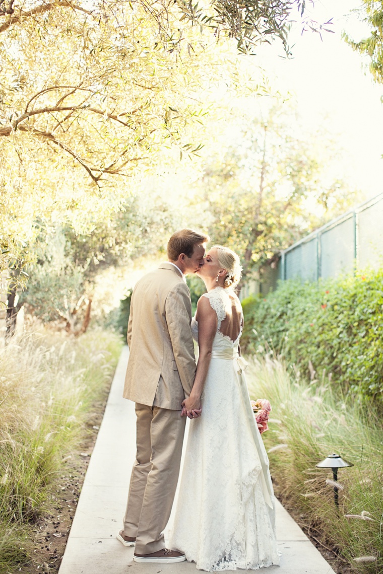 A Vintage & Elegant San Diego Wedding via TheELD.com