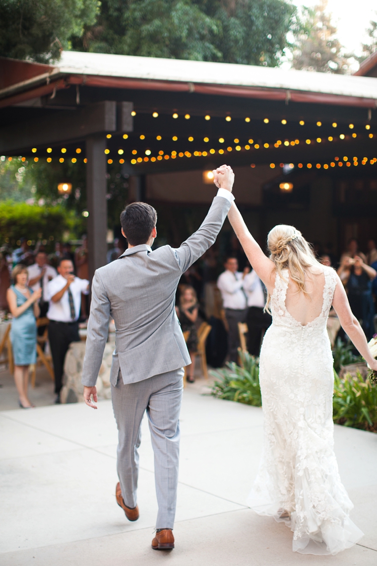 A Romantic Cranberry, Maroon & Blush Wedding via TheELD.com