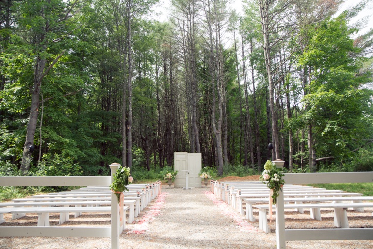 Rustic & Modern Maine Wedding via TheELD.com