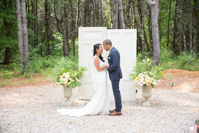 Rustic & Modern Maine Wedding via TheELD.com