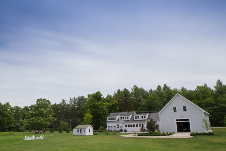 Rustic & Modern Maine Wedding via TheELD.com