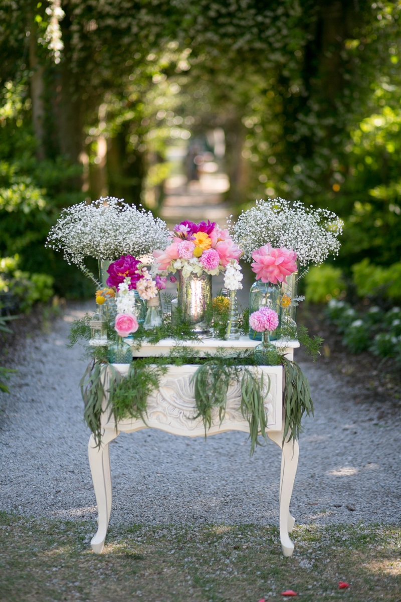 A Pink Vintage Chic North Carolina Wedding via TheELD.com