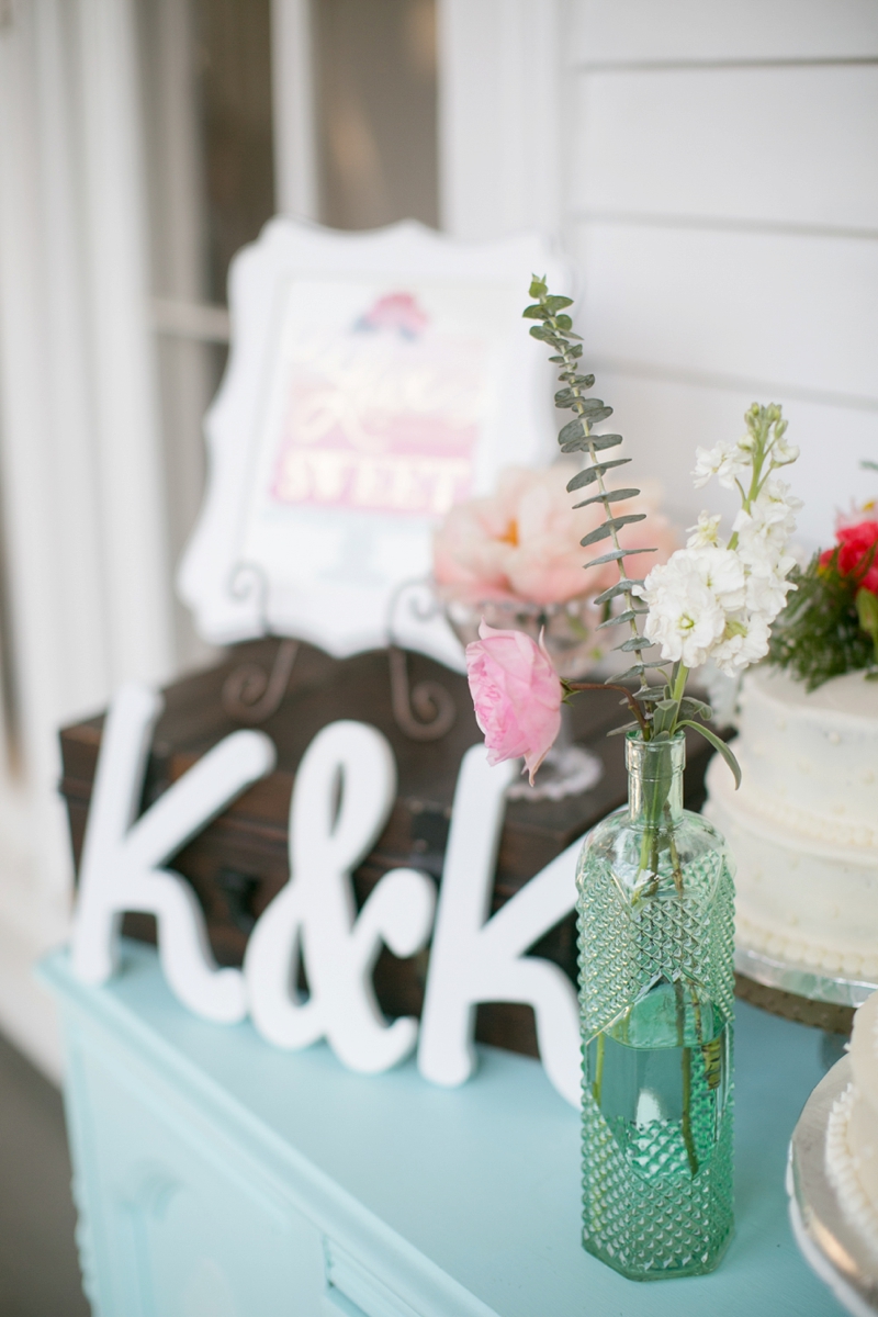 A Pink Vintage Chic North Carolina Wedding via TheELD.com