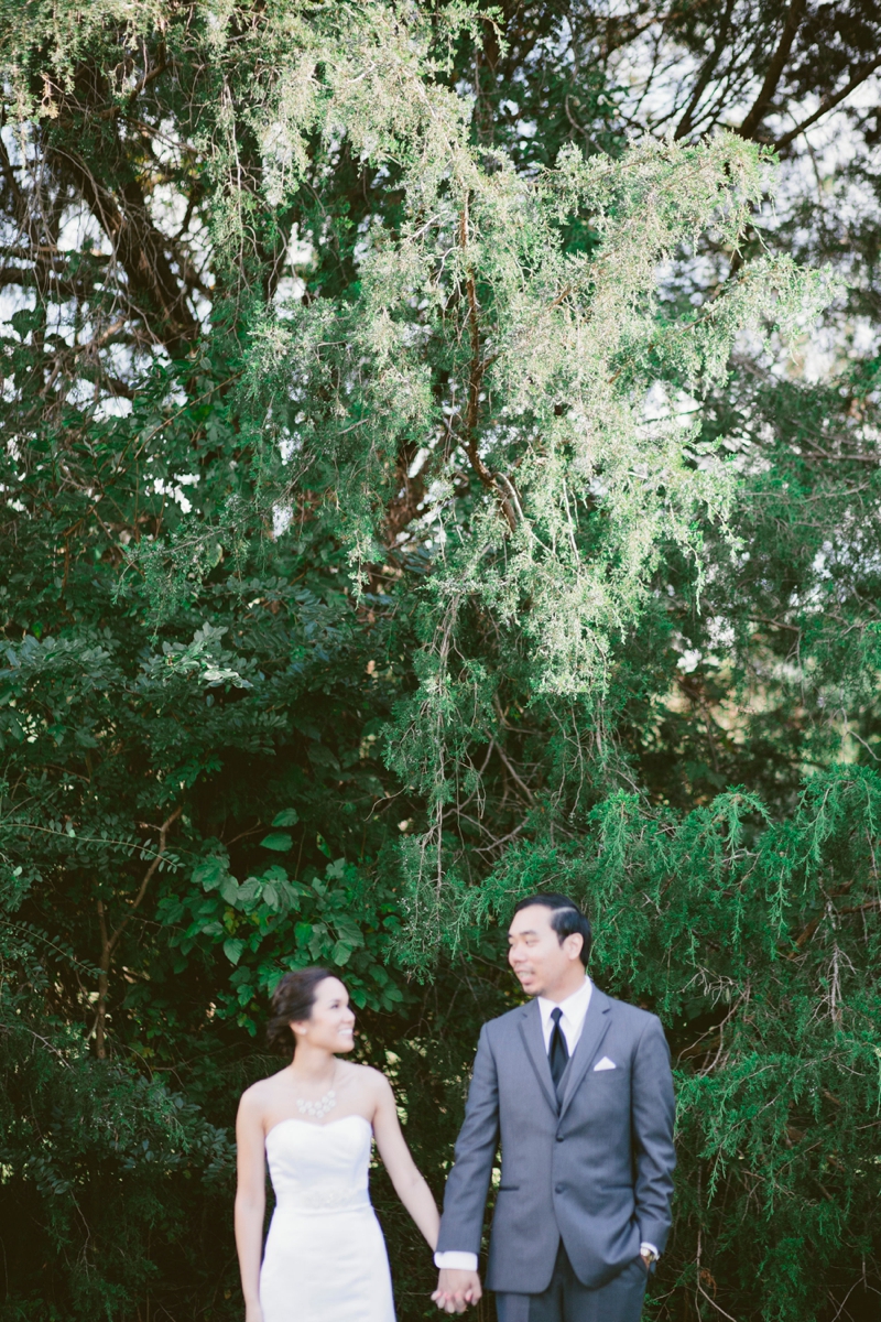 A Blush and Sage Virginia Wedding via TheELD.com