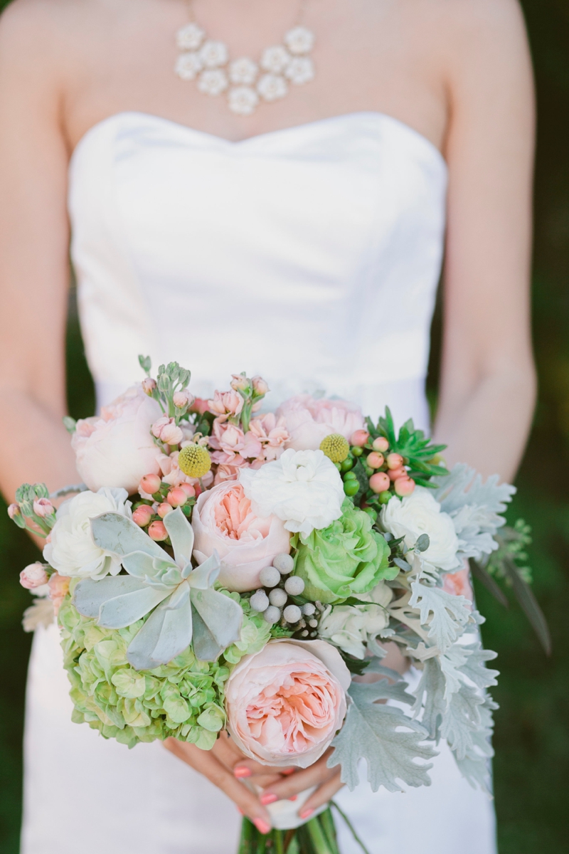 A Blush and Sage Virginia Wedding via TheELD.com