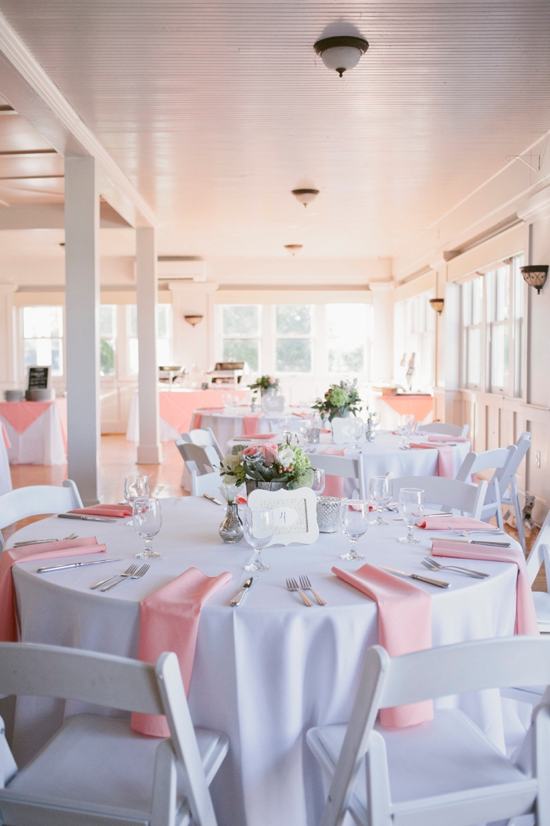 A Blush and Sage Virginia Wedding via TheELD.com