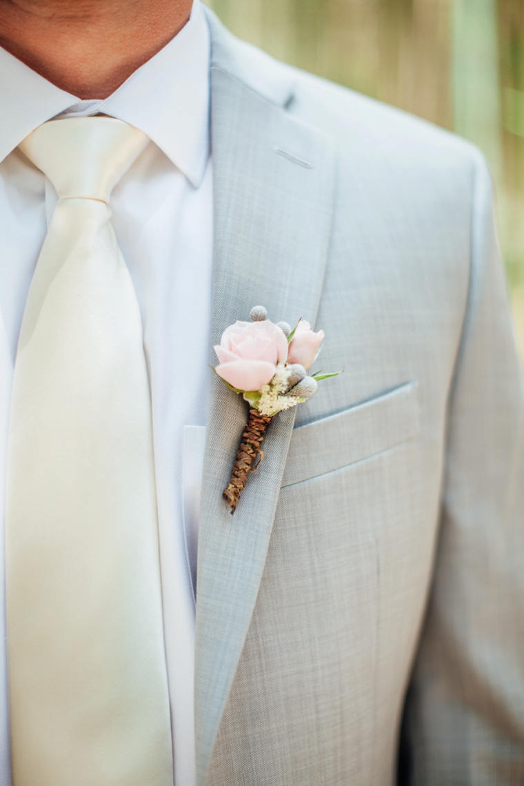 A Rustic & Romantic Atlanta Wedding via TheELD.com