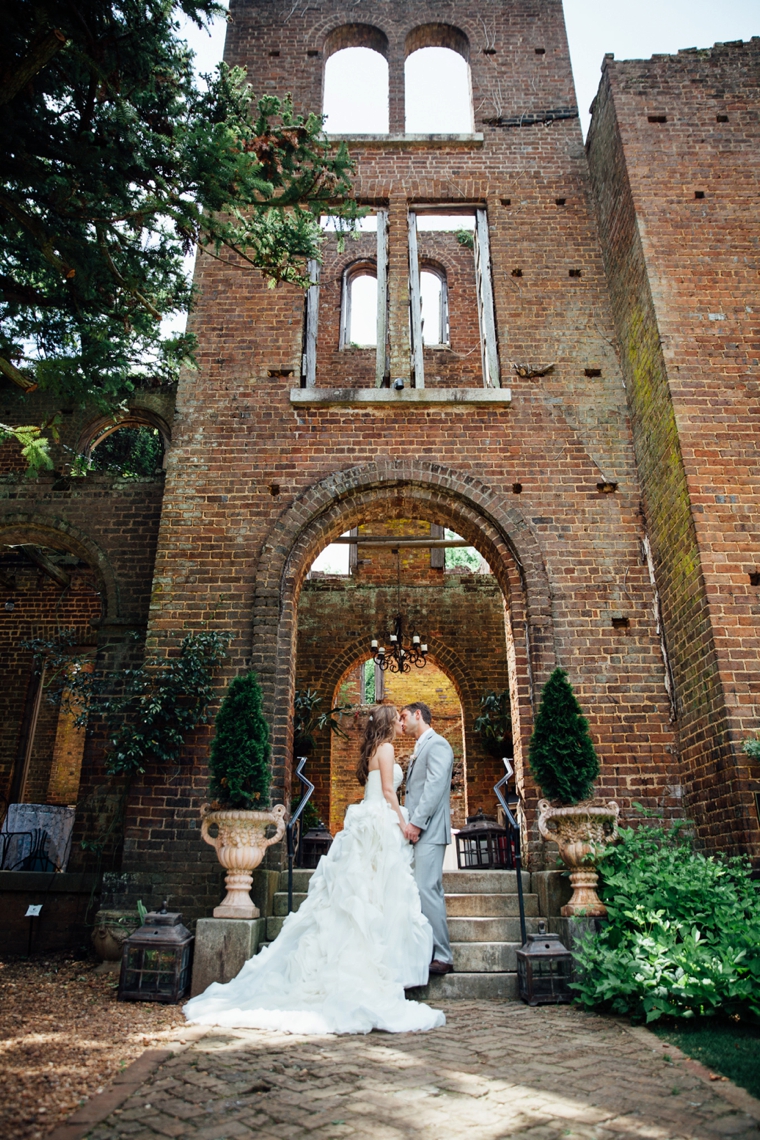 A Rustic & Romantic Atlanta Wedding via TheELD.com