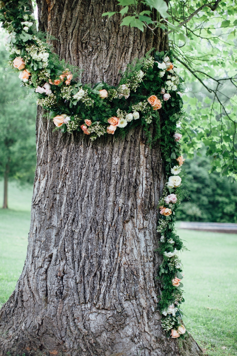 A Rustic & Romantic Atlanta Wedding via TheELD.com