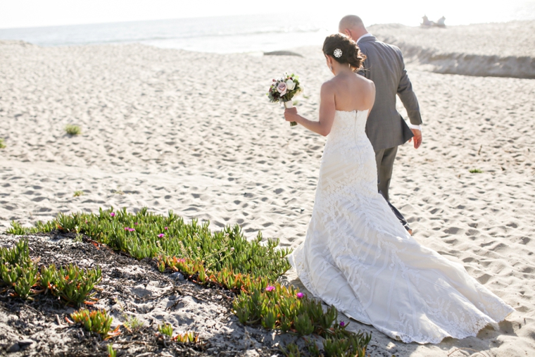 A Nature Inspired Oceanside Wedding via TheELD.com